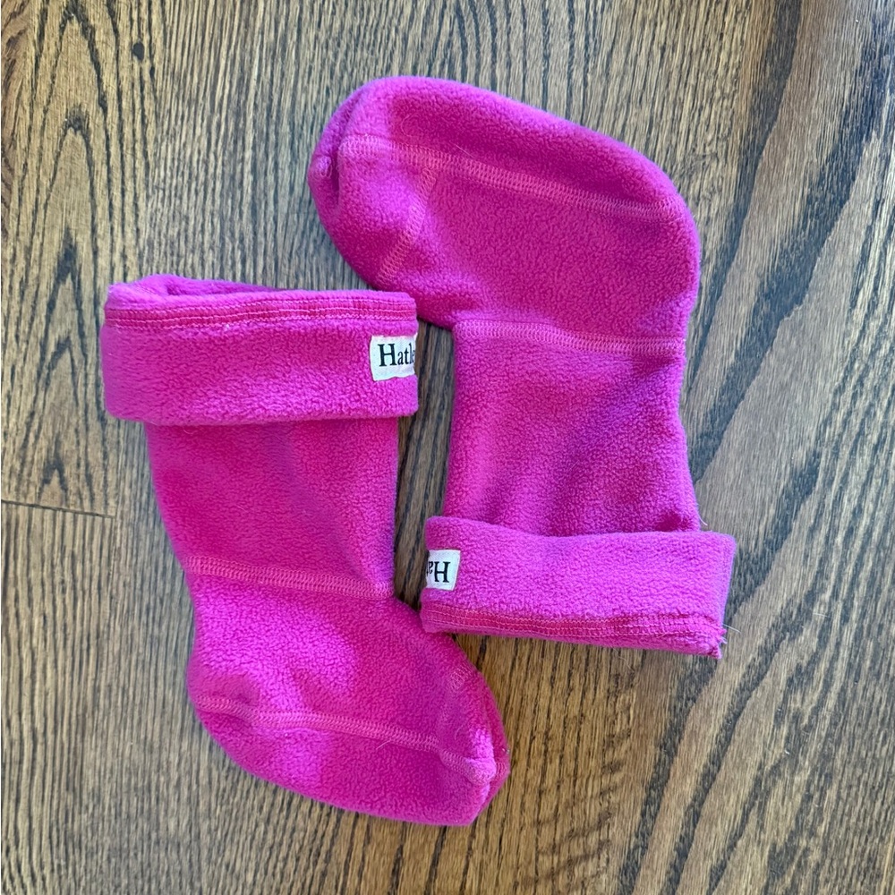 Hatley Magenta Fleece Boot Liners